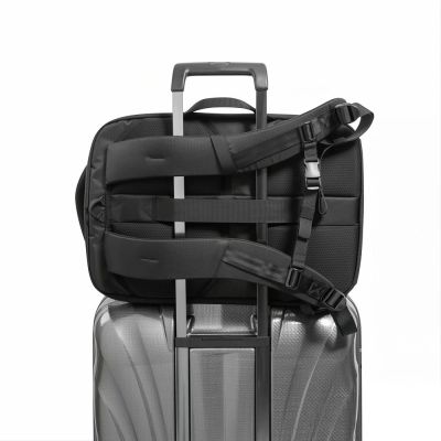 6. Tech-Protect Defender S70 RYANAIR & WIZZAIR 24L Laptop-Rucksack – Schwarz