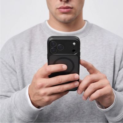 7. Tech-Protect MagPrime MagSafe CC Hülle für iPhone 18 Pro / iPhone 17 Pro – Mattschwarz