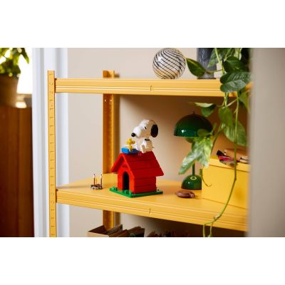 12. LEGO Ideas 21368 – Peanuts: Snoopys Knospe