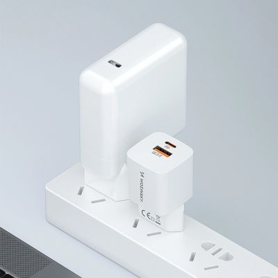 10. Wozinsky CMWCW 20W USB-C / USB-A Wandladegerät - Weiß