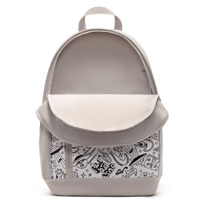 4. Nike Elemental Jugend-Rucksack mit Grafikdesign IM2515-211