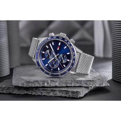 4. Tommy Hilfiger Miles 1792018 Herrenuhr + Box