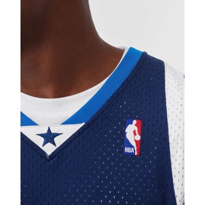 4. Mitchell & Ness NBA Swingman Dallas Mavericks Dirk Nowitzki M T-Shirt SMJY1148-DMA11DNOASBL