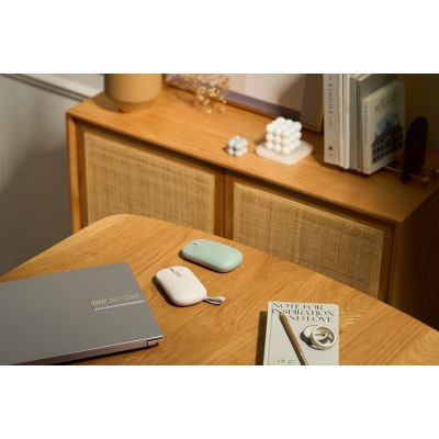 12. ASUS Marshmallow Maus MD100, beidhändig bedienbar, kabellos (RF) + Bluetooth, optisch, 1600 DPI