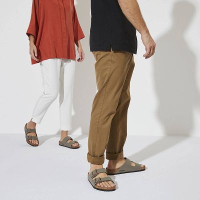 5. Birkenstock Arizona Birko-Flor Nubuk Stone Regular Wide Grau Damen/Herren Pantoletten (0151211)