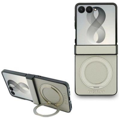 Guess Magnetische Ringständer-Hülle mit genarbtem Classic Logo und MagSafe-Design für Samsung Galaxy Z Flip 8 – Beige