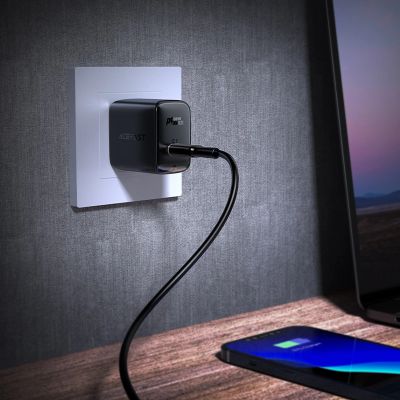 3. Acefast A23 30W GaN USB-C US-Wandladegerät – Schwarz