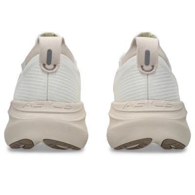 10. Asics Gel Nimbus 27 W Schuhe