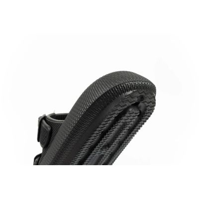 18. CMP M 3Q90647 U901 Flip-Flops