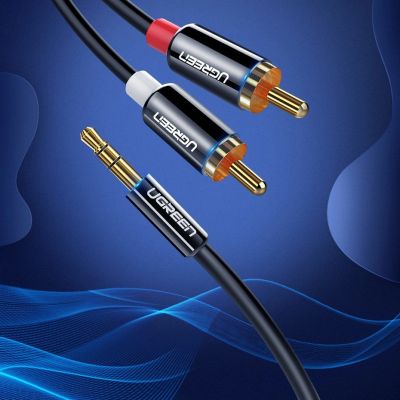 2. Ugreen AV116 10590 Audio-Miniklinkenkabel 3,5 mm (männlich) / 2RCA (männlich) 3 m – schwarz