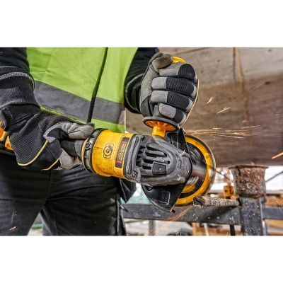 6. DeWALT DCG418NT-XJ Tragbarer Bandschleifer, Schwarz, Gelb