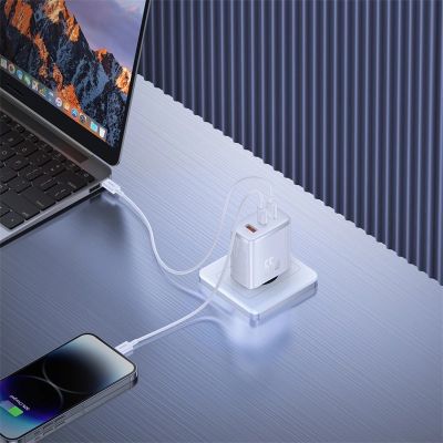 9. Baseus Cube Pro 65W GaN-Ladegerät 2x USB-C USB-A - Weiß