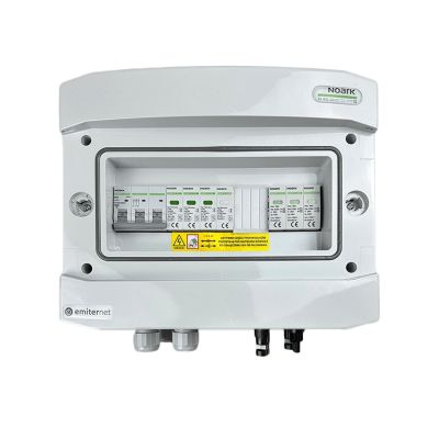Hermetische IP65-EMITER-Anschlussbox für DC/AC mit Noark 1000V DC-Überspannungsableiter Typ 1+2, 1 x PV-String, 1 x MPPT // Noark AC-Begrenzer Typ 1+2, 10A 3-phasig