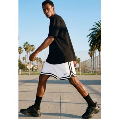 6. Karl Kani Herrenshorts 6014433