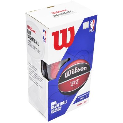 6. WILSON NBA CHICAGO BULLS BASKETBALL KARTONPUMPE