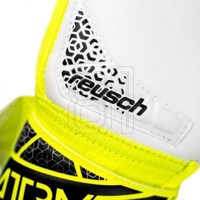 7. Reusch Attrakt Grip Jr 5572815 2014 Torwarthandschuhe