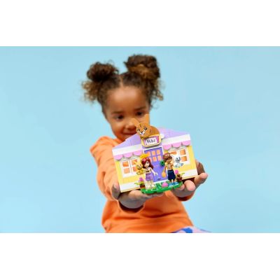 10. LEGO Friends 42679 Heartlake City Hasenhotel