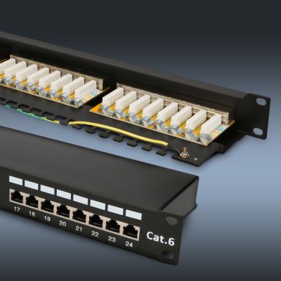12. Patchpanel Extralink EX.9830 (1U; Kat. 5e; 24xRJ-45)