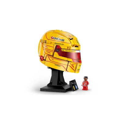 6. LEGO Editions 43022 – Lewis Hamilton Scuderia Ferrari HP Helm
