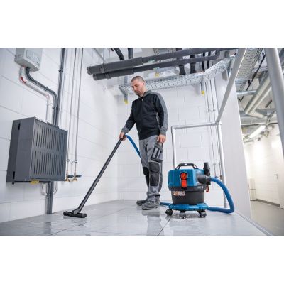 Bosch GAS 18V-12 MC Professional 12 l Trocken- und Nass-Kombi-Staubsaugerzylinder
