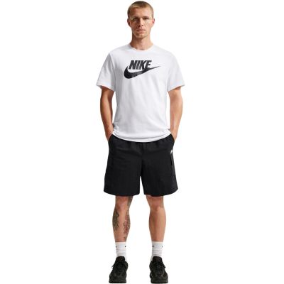 6. Nike Sportswear Club Herrenshorts Schwarz IH5047 010