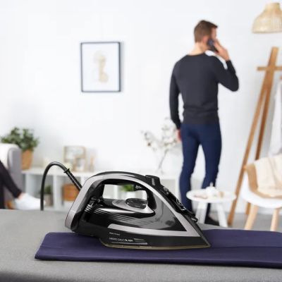 5. TEFAL Puregliss FV 8062 Dampfbügeleisen
