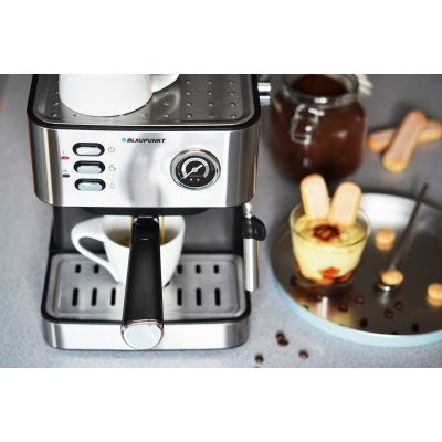 4. Blaupunkt CMP312 Kaffeemaschine mit Druckfunktion, 850 W
