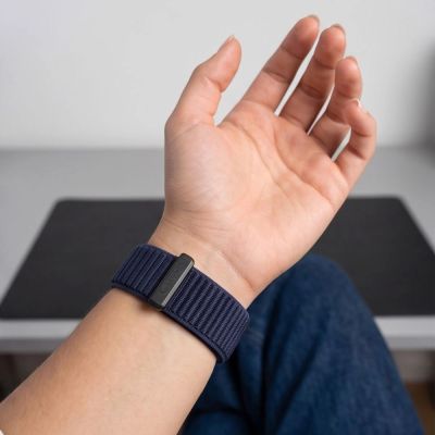 5. Tech-Protect NylonLoop Armband für Apple Watch 44 / 45 / 46 / 49 mm – Marineblau