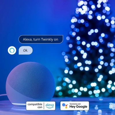 4. Twinkly Candies – 200 kerzenförmige RGB-LED-Lichter, grünes Kabel, USB-C
