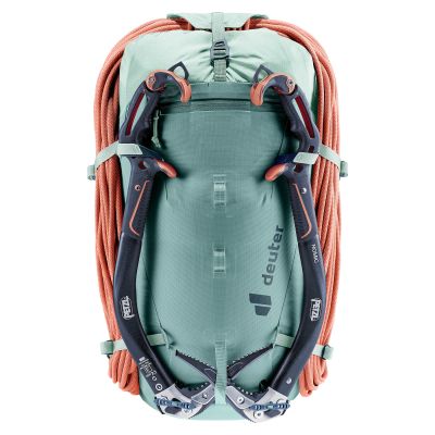 9. Deuter Guide 28 SL Rucksack 3361223-2288
