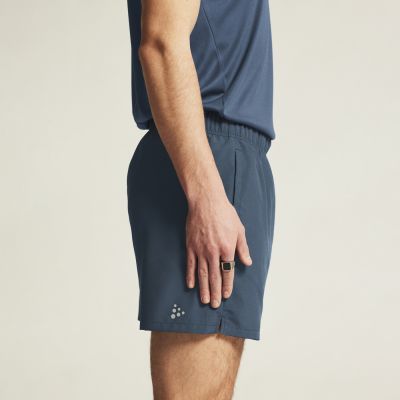 7. Herren CORE ESSENCE SHORTS 2 M