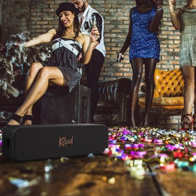 8. Klipsch Detroit – Tragbarer Bluetooth-Lautsprecher