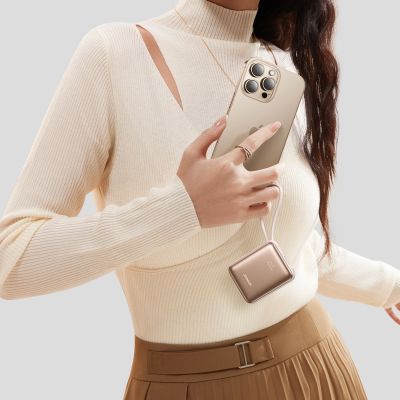 3. Joyroom JR-PBF27 22,5 W 10000 mAh Powerbank mit zwei integrierten Kabeln - Gold