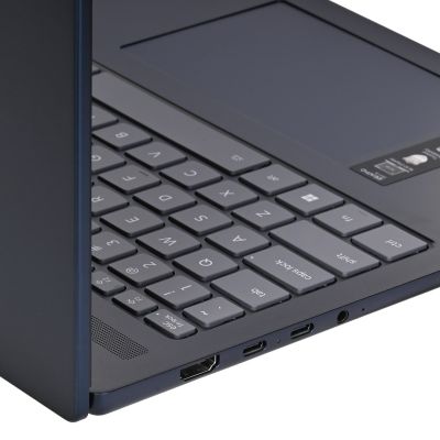 7. Lenovo SLIM-5-16IRH10R Core 7 240H 16" WUXGA IPS-Touchscreen, 16 GB SSD, 1 TB BT, Schwarz/Schwarz, Windows 11, Cosmic Blue (Neuverpackung), 2 Jahre Garantie