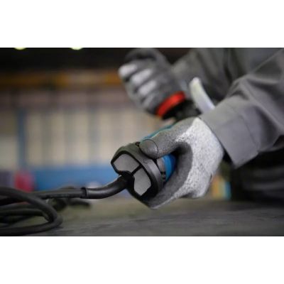 4. Bosch GWS 17-125 Winkelschleifer, 12,5 cm, 11500 U/min, 1700 W, 2,2 kg