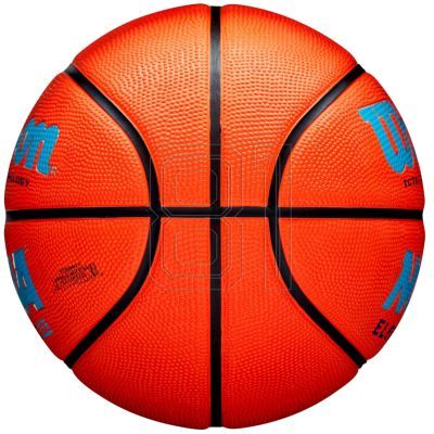 6. Wilson NCAA Elevate VTX Ball WZ3006802XB 
