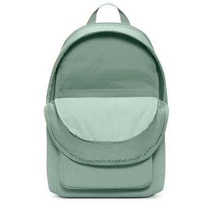 4. Nike Heritage Eugenie Rucksack IB4327-006