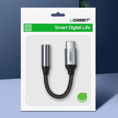 11. Ugreen Kopfhöreradapter mit 3,5 mm Miniklinke auf USB Typ C 10 cm grau (30632)