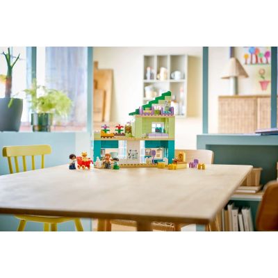 8. LEGO DUPLO TOWN 3-in-1 10470 Modernes Familienhaus