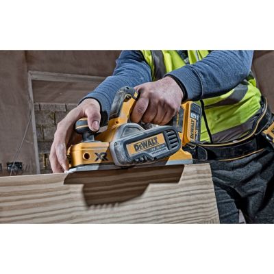 4. DeWalt DCP580N-XJ Akku-Hobelmaschine