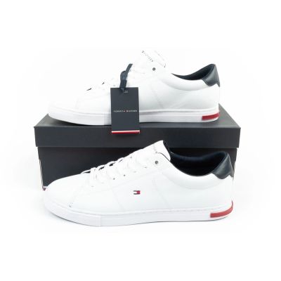 19. Tommy Hilfiger Essential M Schuhe FM0FM04047YBR