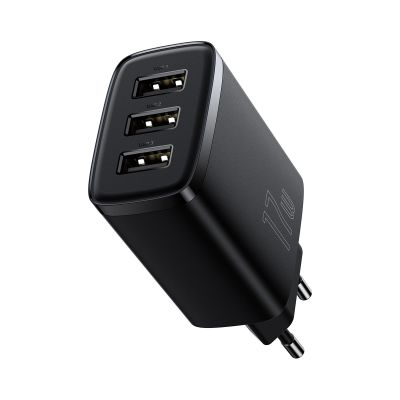 4. Baseus Compact Ladegerät 3x USB 17W schwarz (CCXJ020101)