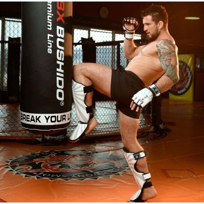 13. MMAM-Handschuhe – Japan – Valor-Serie