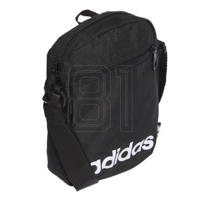 7. adidas Essentials Organizer-Tasche HT4738