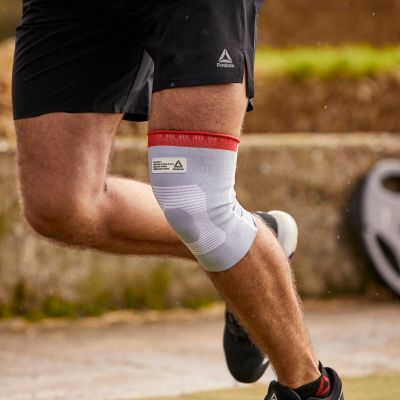 10. Reebok SpeedWick XL Kniebandage RRSU-14326