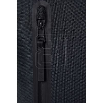 10. Rains Wasserdichter Rucksack 12200 01