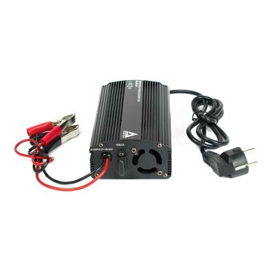 4. 12-V-Netzladegerät für BC-20-Akkus, 20 A (230 V/12 V), 3 Ladestufen