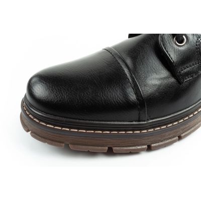 6. Wrangler Ryland Herrenstiefel Chelsea Boots elegant isoliert