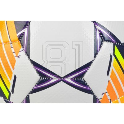 2. Wählen Sie Brilliant Replica T26-18336 Fußball