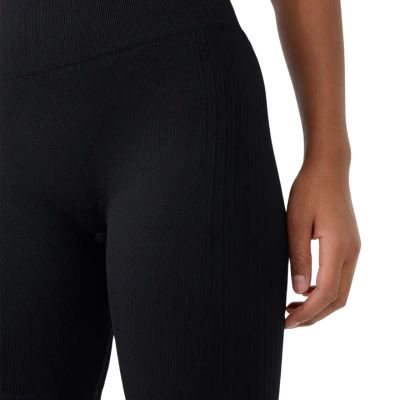 3. Damenshorts 4F FNK F087 Tiefschwarz 4FWSS26TFSTF087 20S